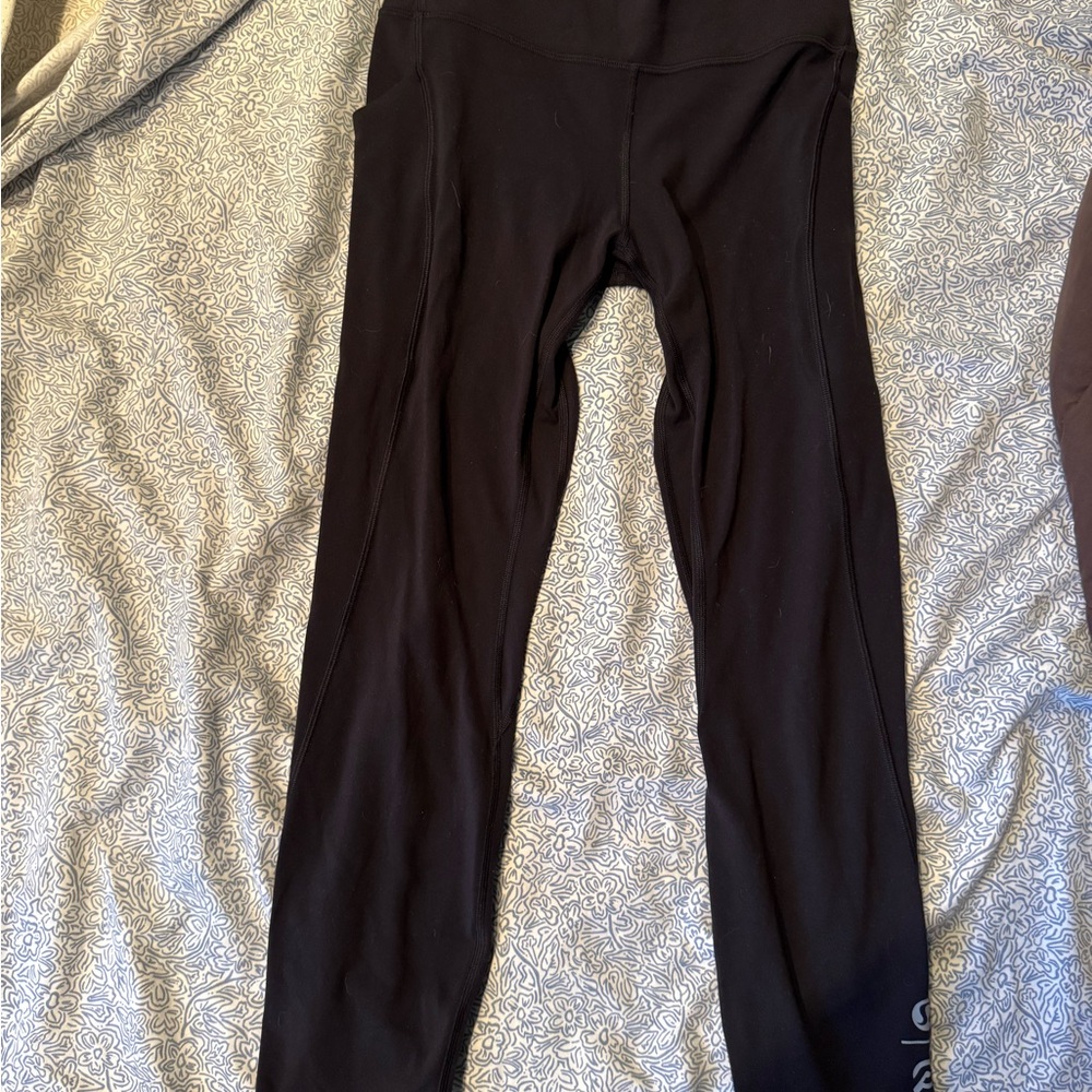 EUC Size 8 Black Lululemon x Peloton Align Leggings WITH POCKETS